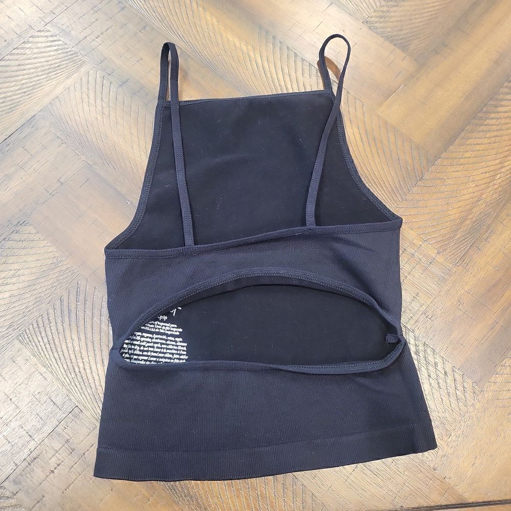 **Read Listing**Tighten Up Cutout Tank Free People Solid Black XS/S - Picture 5 of 6